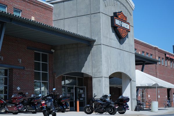 Killer Creek Harley-Davidson gallery image 1