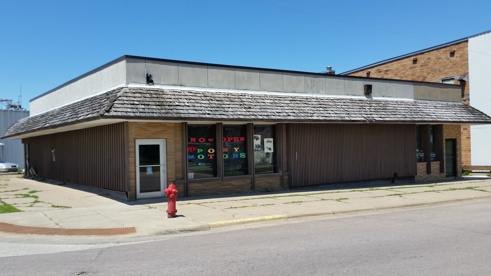 Pony Motors, LLC in Altura