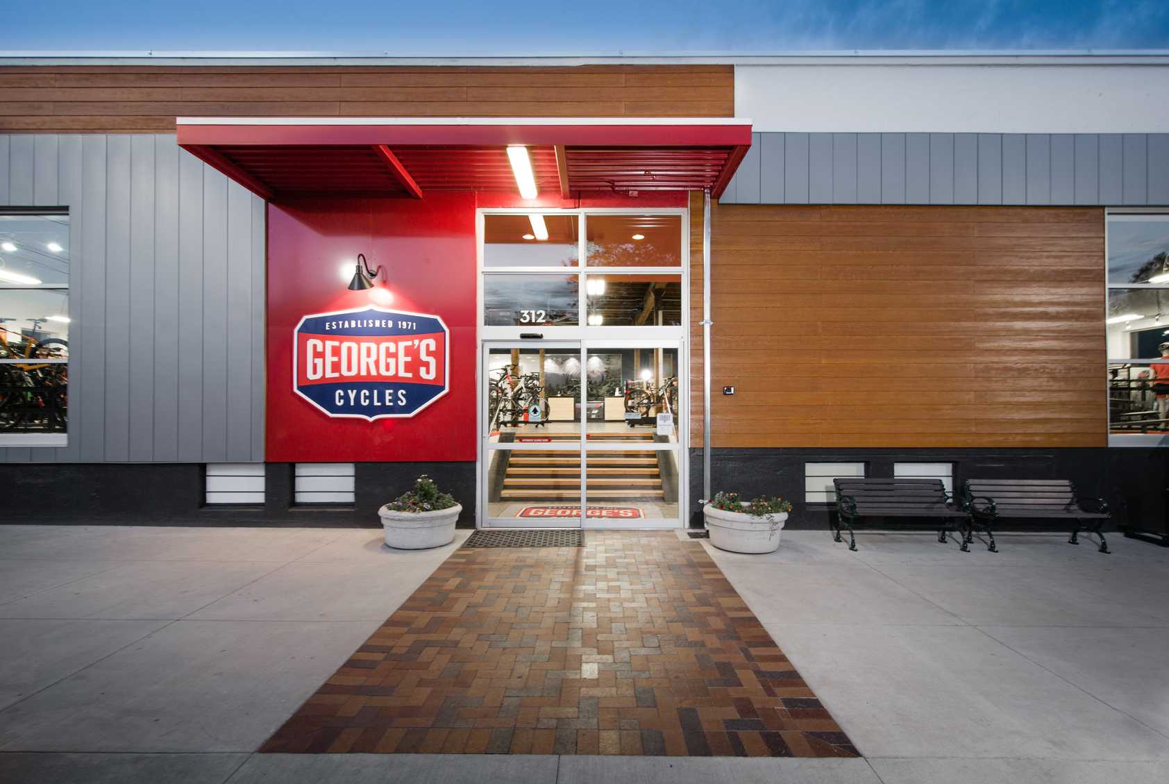 George's Cycles gallery image 1