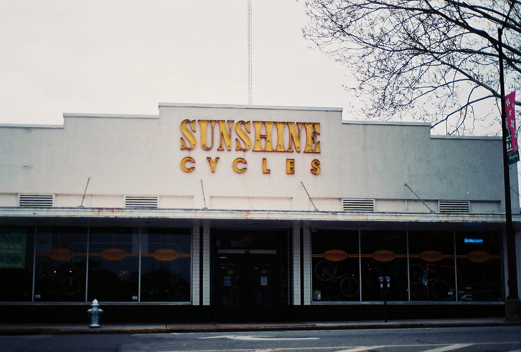 Sunshine Cycles in Dunkirk
