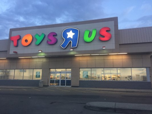 Toys"R"Us gallery image 2