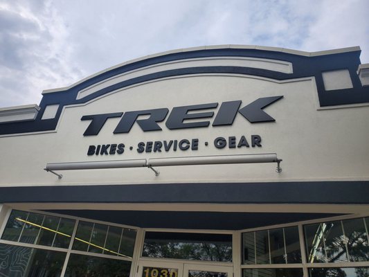 Trek Bicycle Newington gallery image 2