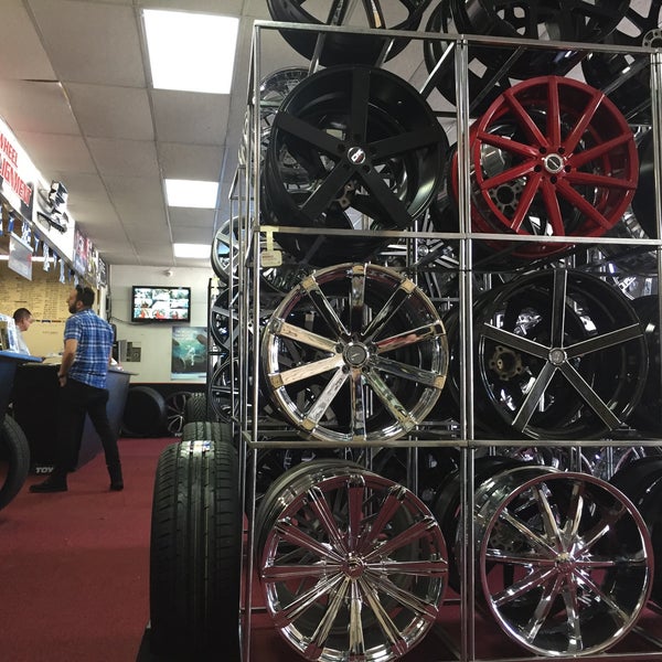East Bayz Tires and Wheels gallery image 1