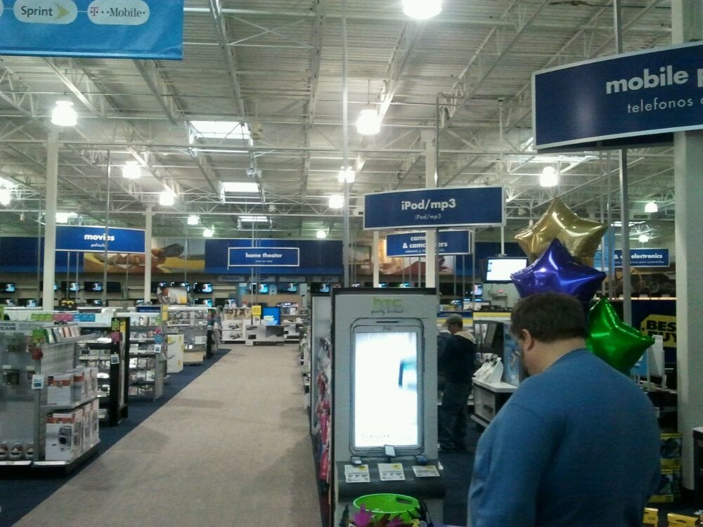 Best Buy gallery image 1