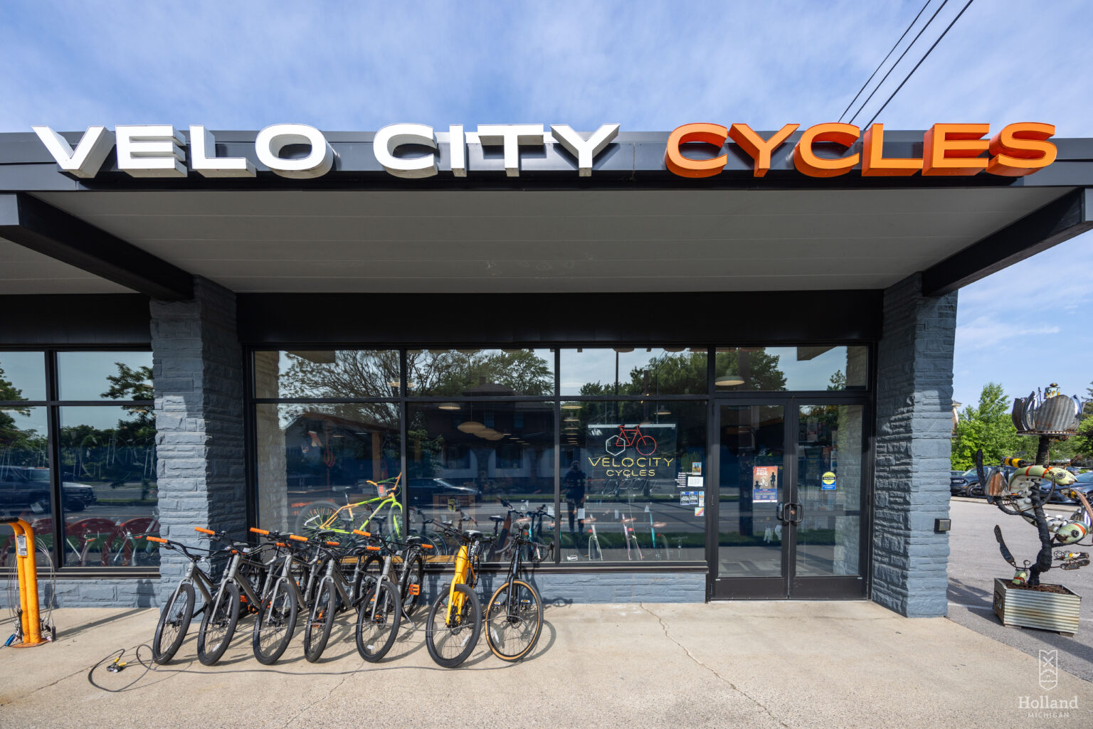 QZ Cycle gallery image 1