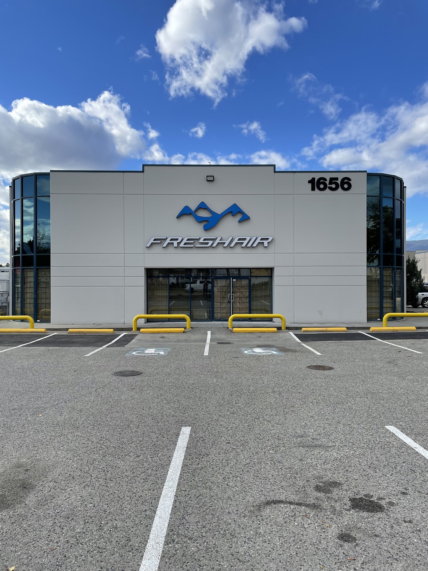 Fresh Air Kelowna - Pandosy gallery image 2