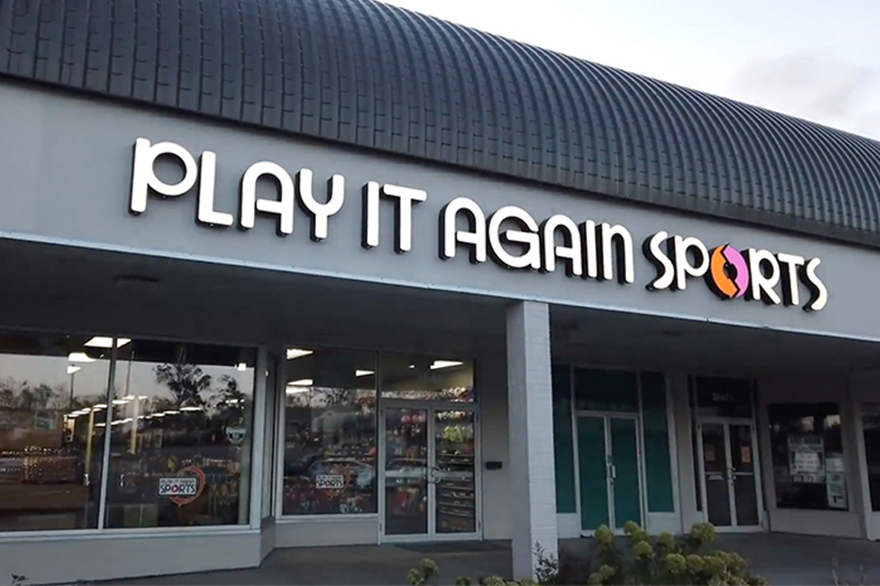 Play It Again Sports gallery image 1