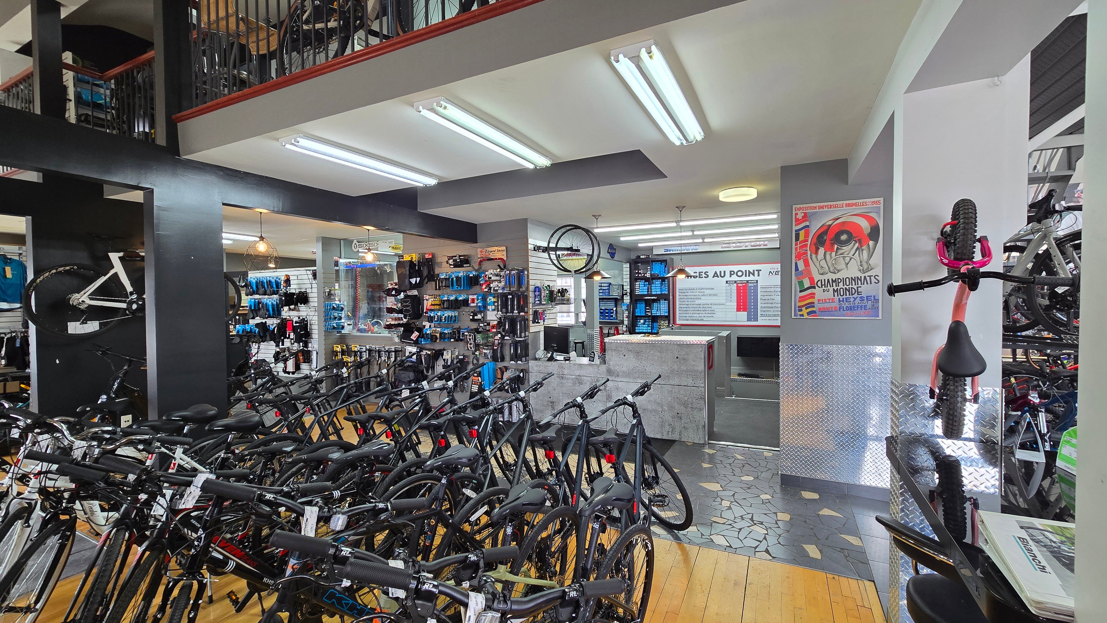 Cycle Néron gallery image 1