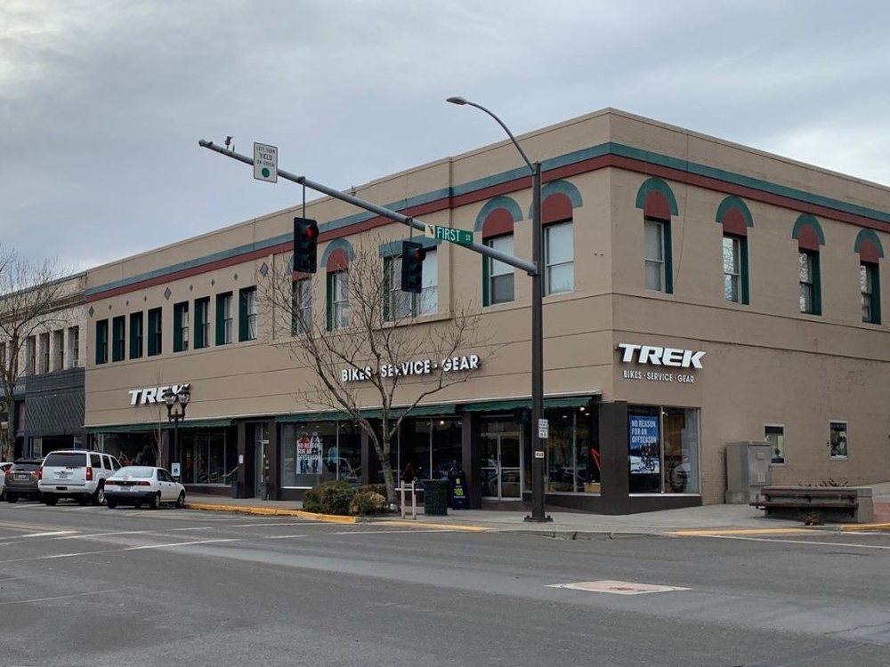 Trek Bicycle Wenatchee in Manson