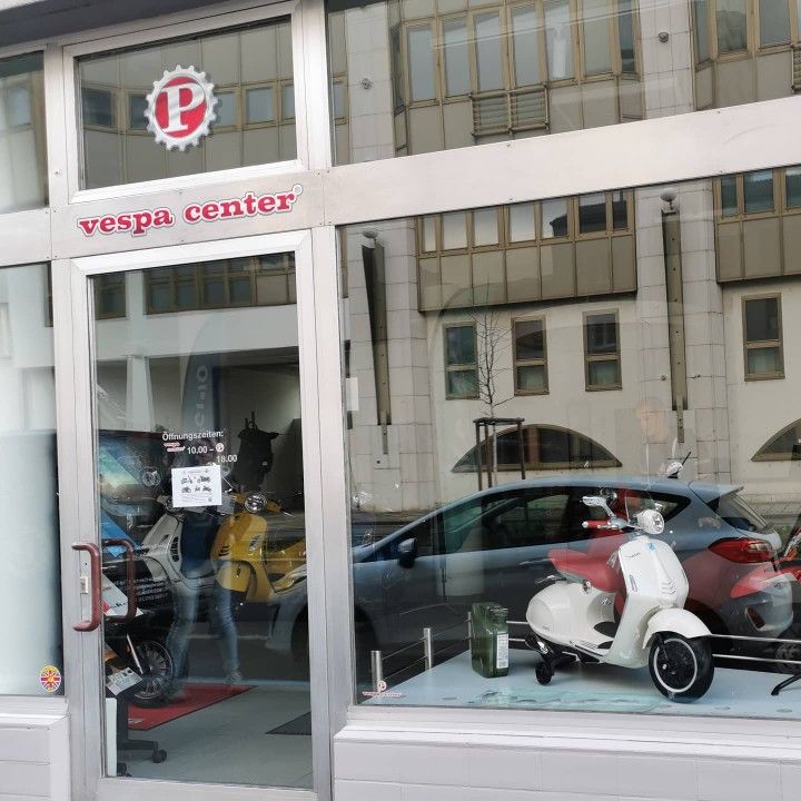 Vespa Portland gallery image 1