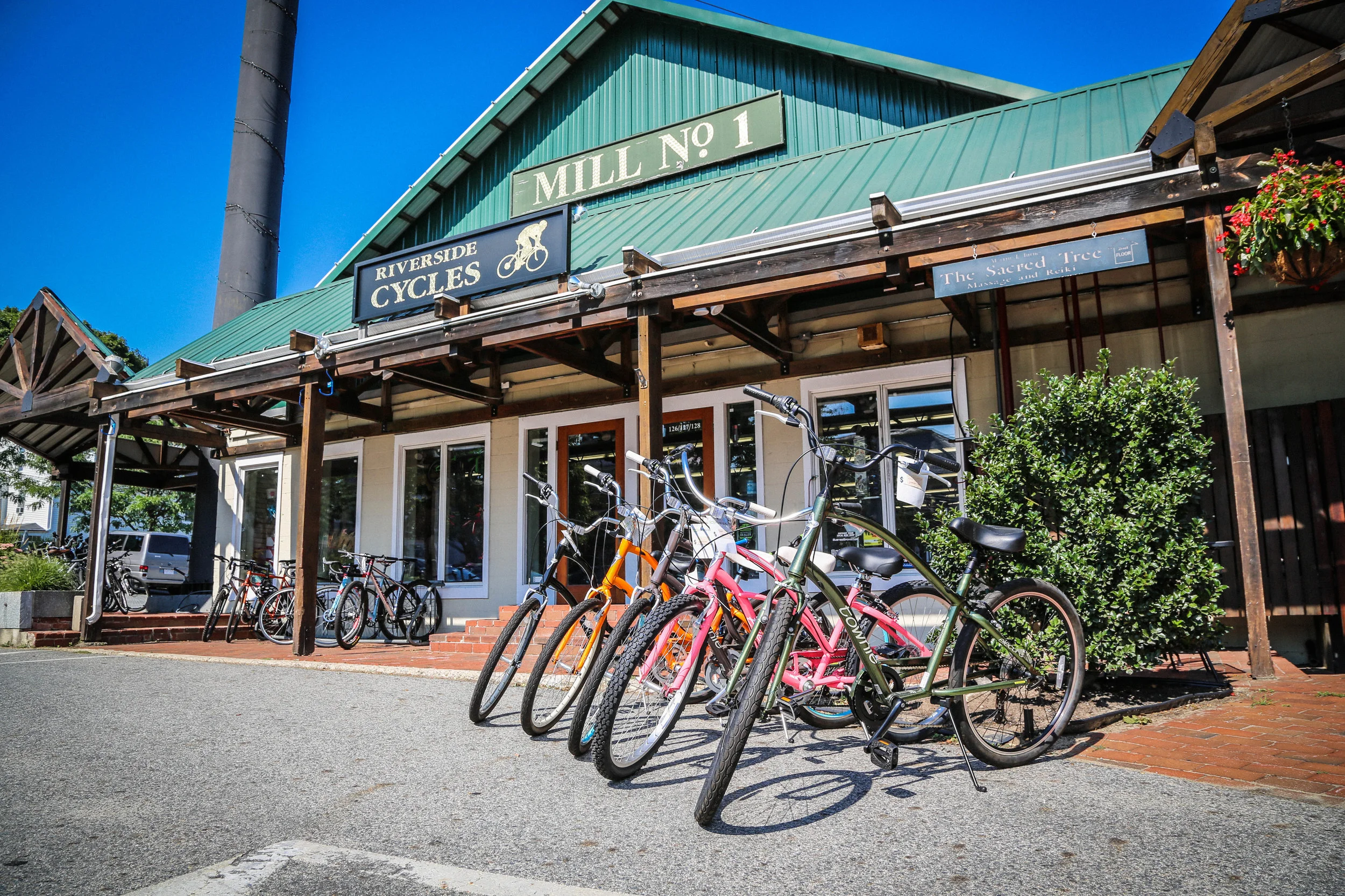 Riverside Cycles gallery image 1