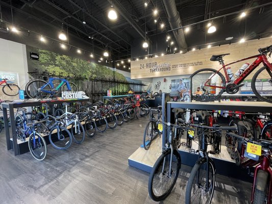 Trek Bicycle Paramus gallery image 1