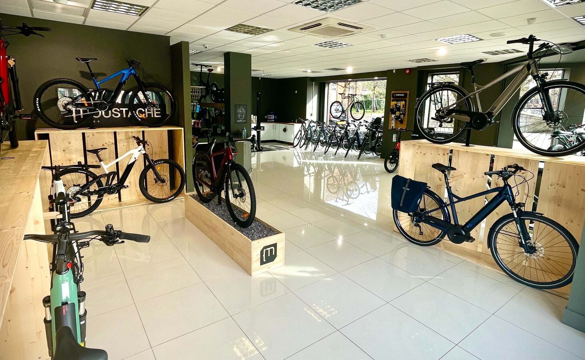 Bike Life Bicycle Shop in Okahumpka