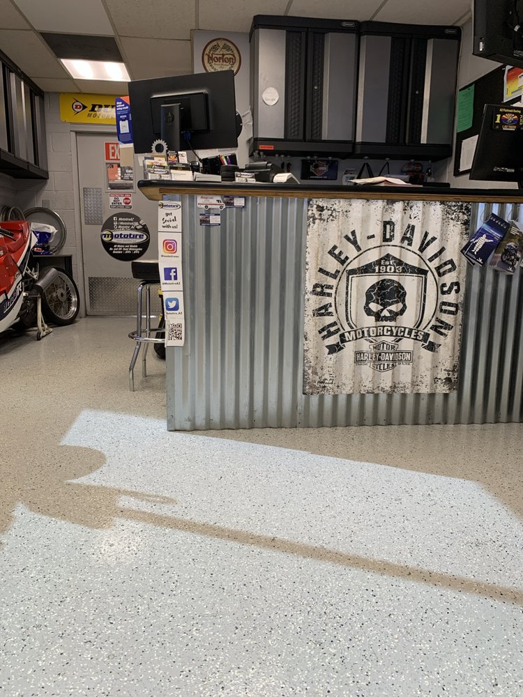 Mototire in Paradise Valley