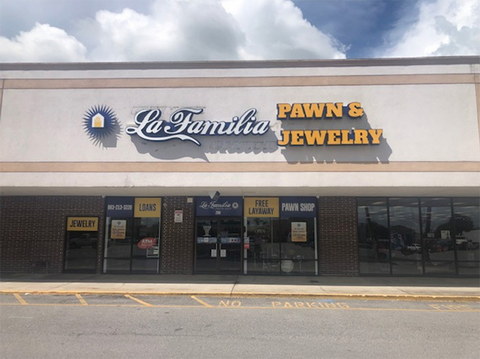 La Familia Pawn and Jewelry gallery image 2