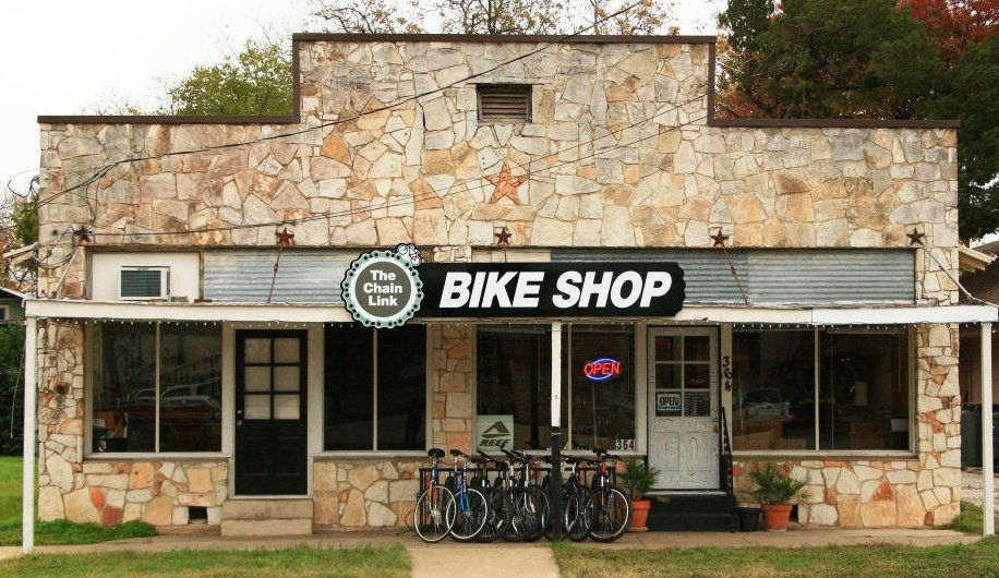 The Chain Link Bicycle Shop in Refugio