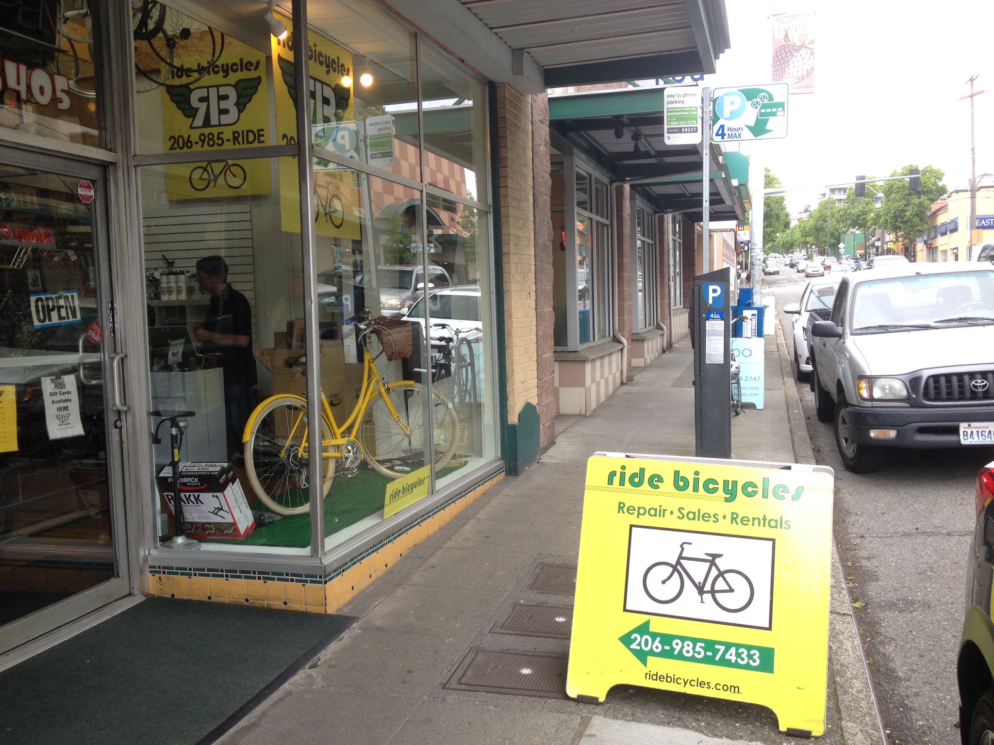 Elias Bicycle Shop in Roosevelt