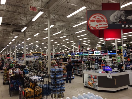 Canadian Tire gallery image 2