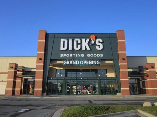 DICK'S Sporting Goods gallery image 1