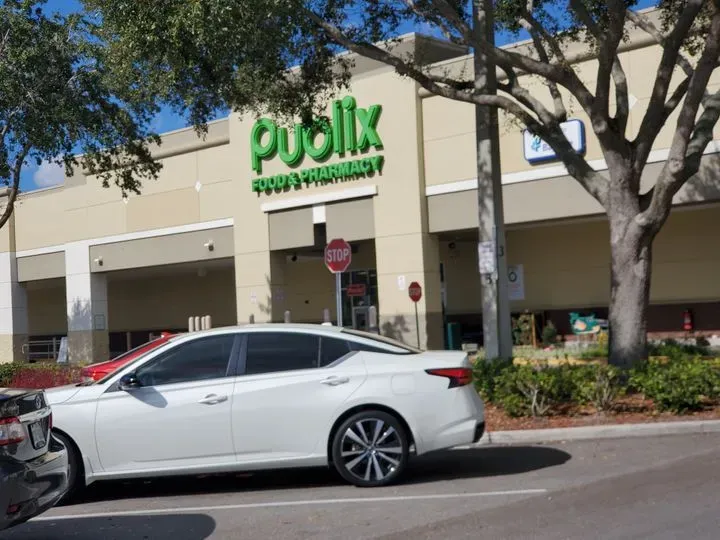 Publix Super Market at Kings Crossing gallery image 2