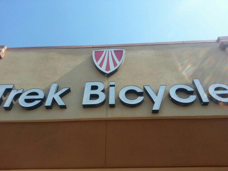 Trek Bicycle Store West Phoenix in Sun City West