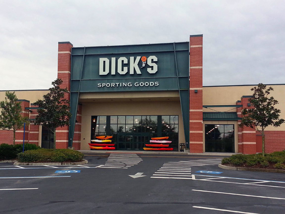 DICK'S Sporting Goods gallery image 2