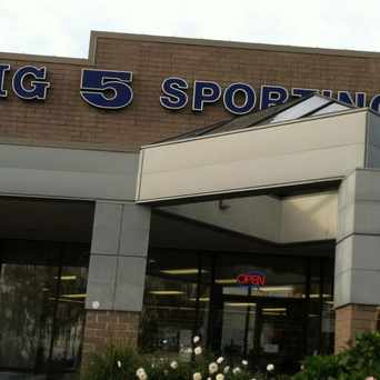 Big 5 Sporting Goods in Tigard