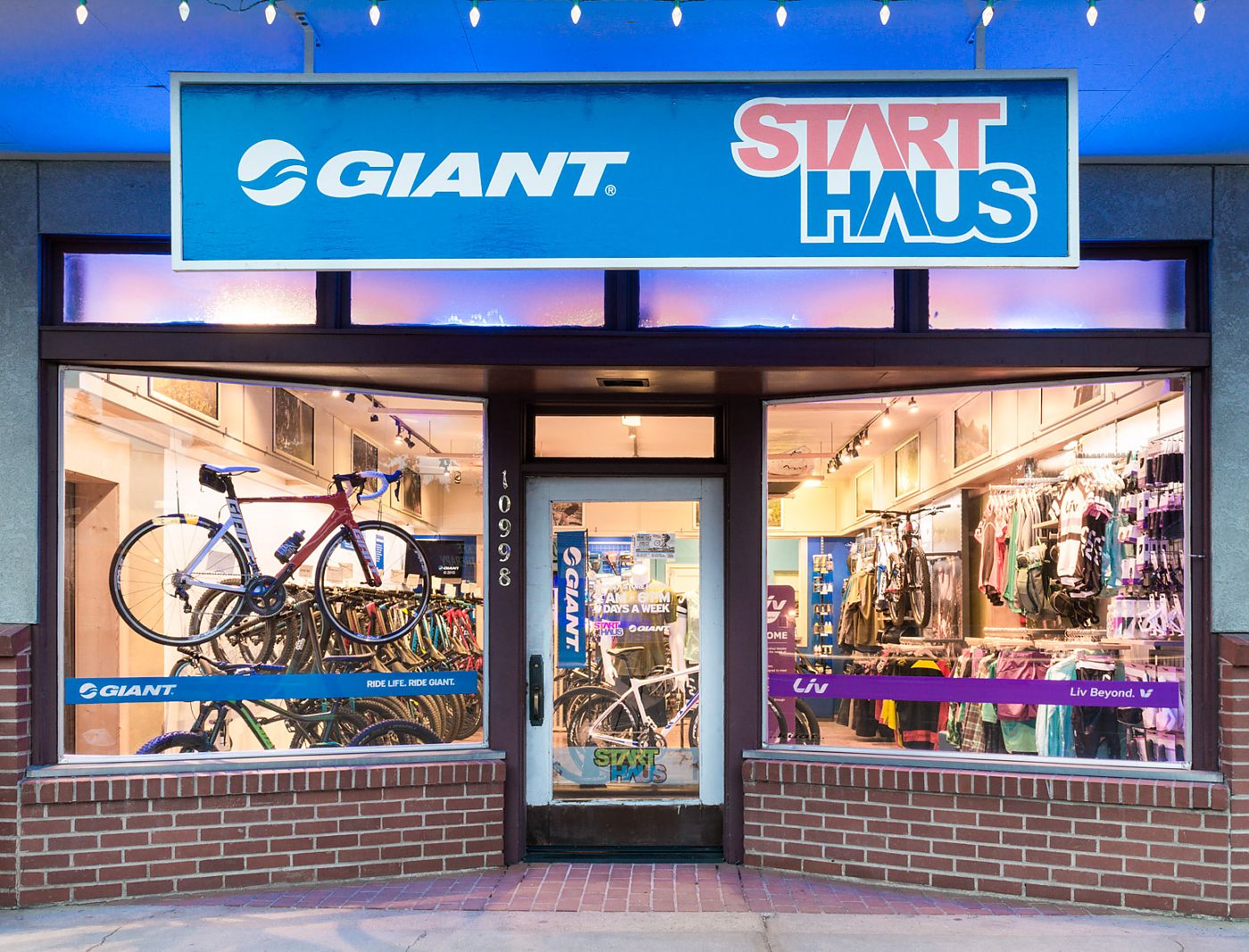 Start Haus Ski & Bike gallery image 1