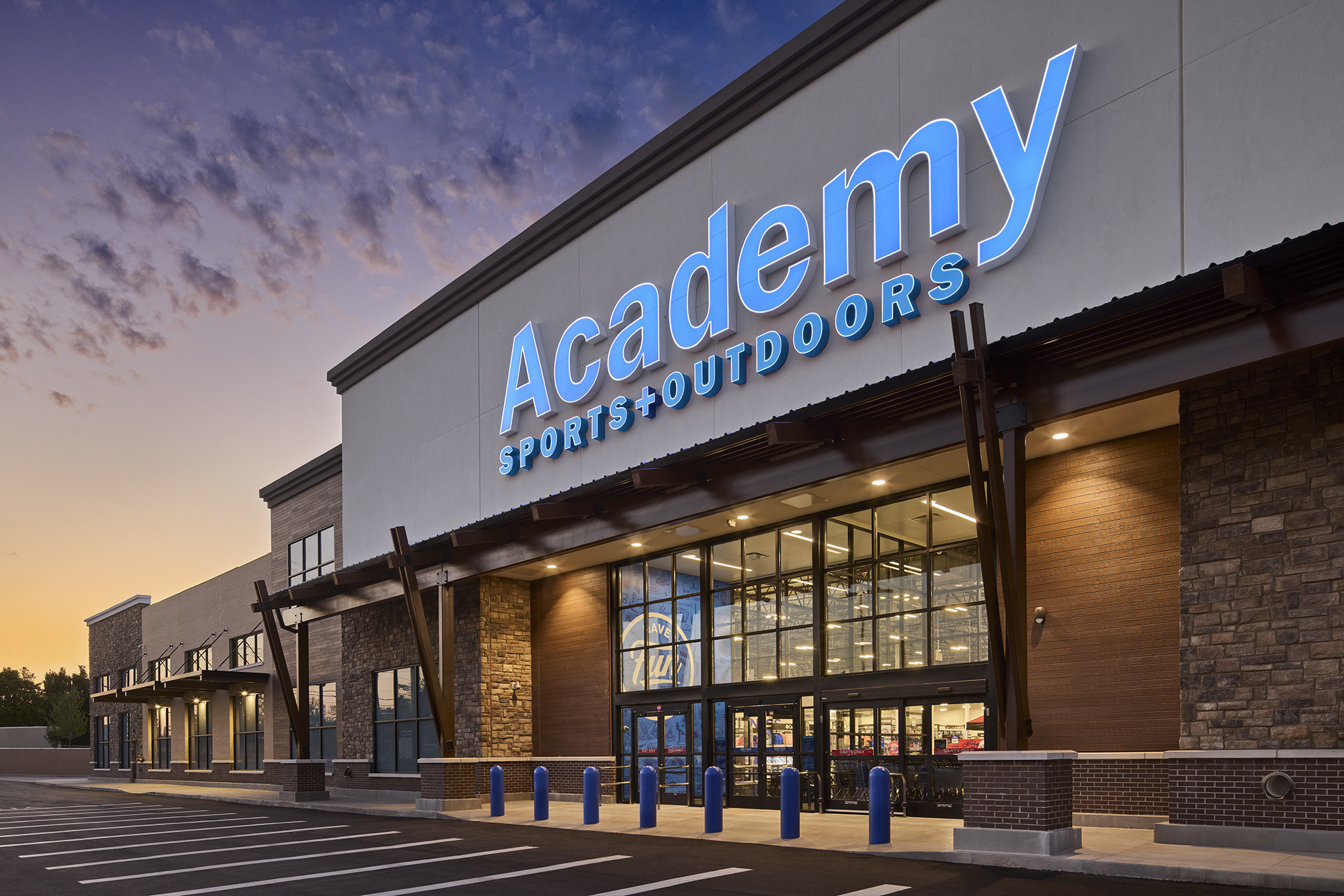 Academy Sports + Outdoors gallery image 1