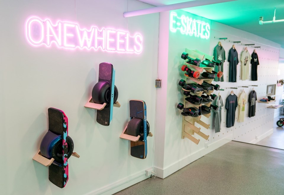 eevee's (e-Scooters, EUCs, e-Skates, Onewheels + more) in Vancouver