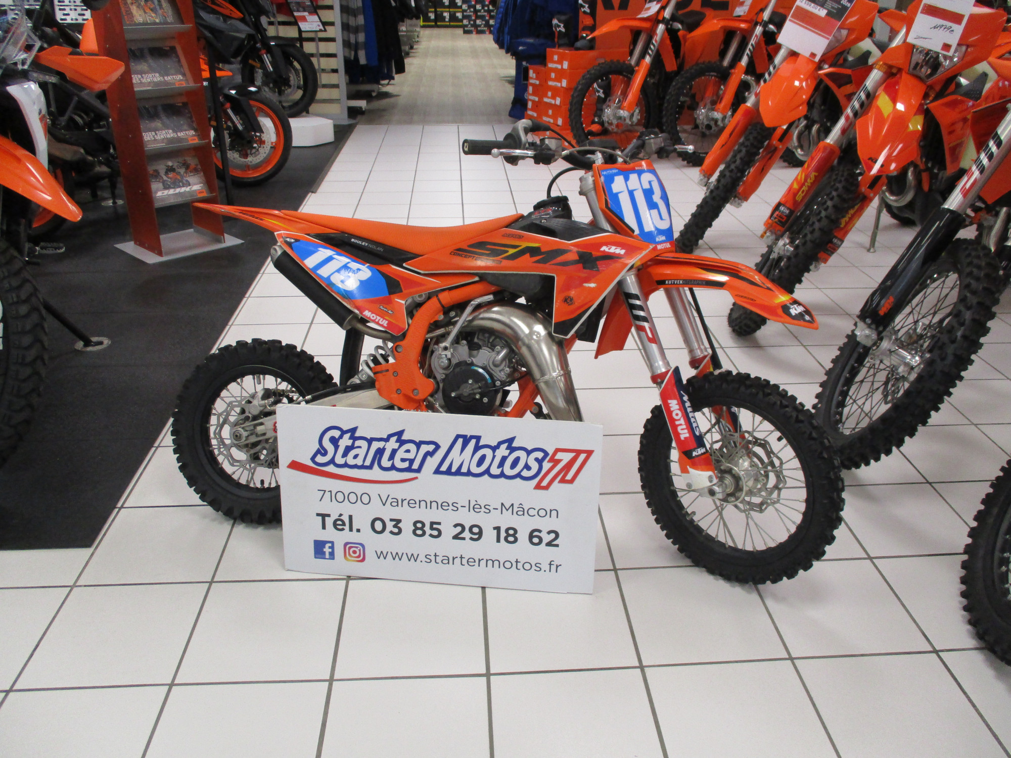 Moto en Action gallery image 2