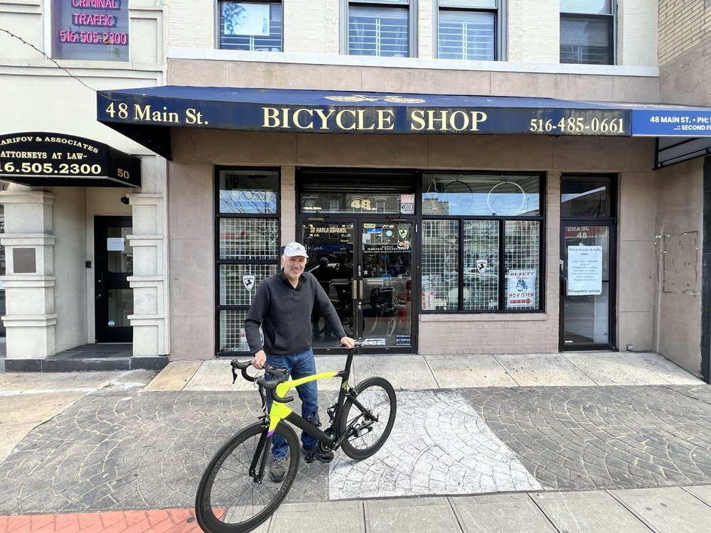Hempstead Village Bike Shop in Westbury