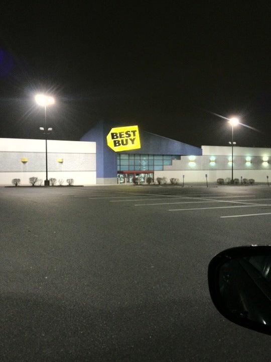 Best Buy gallery image 2